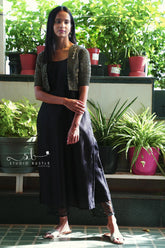 Black Spaghetti Kurti With Cigarette Pants And Organza Jacket