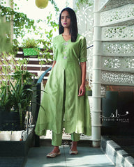 Green Fishes Motif Co-ord With Cigaratte Pants