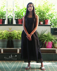 Black Spaghetti Kurti With Cigarette Pants And Organza Jacket