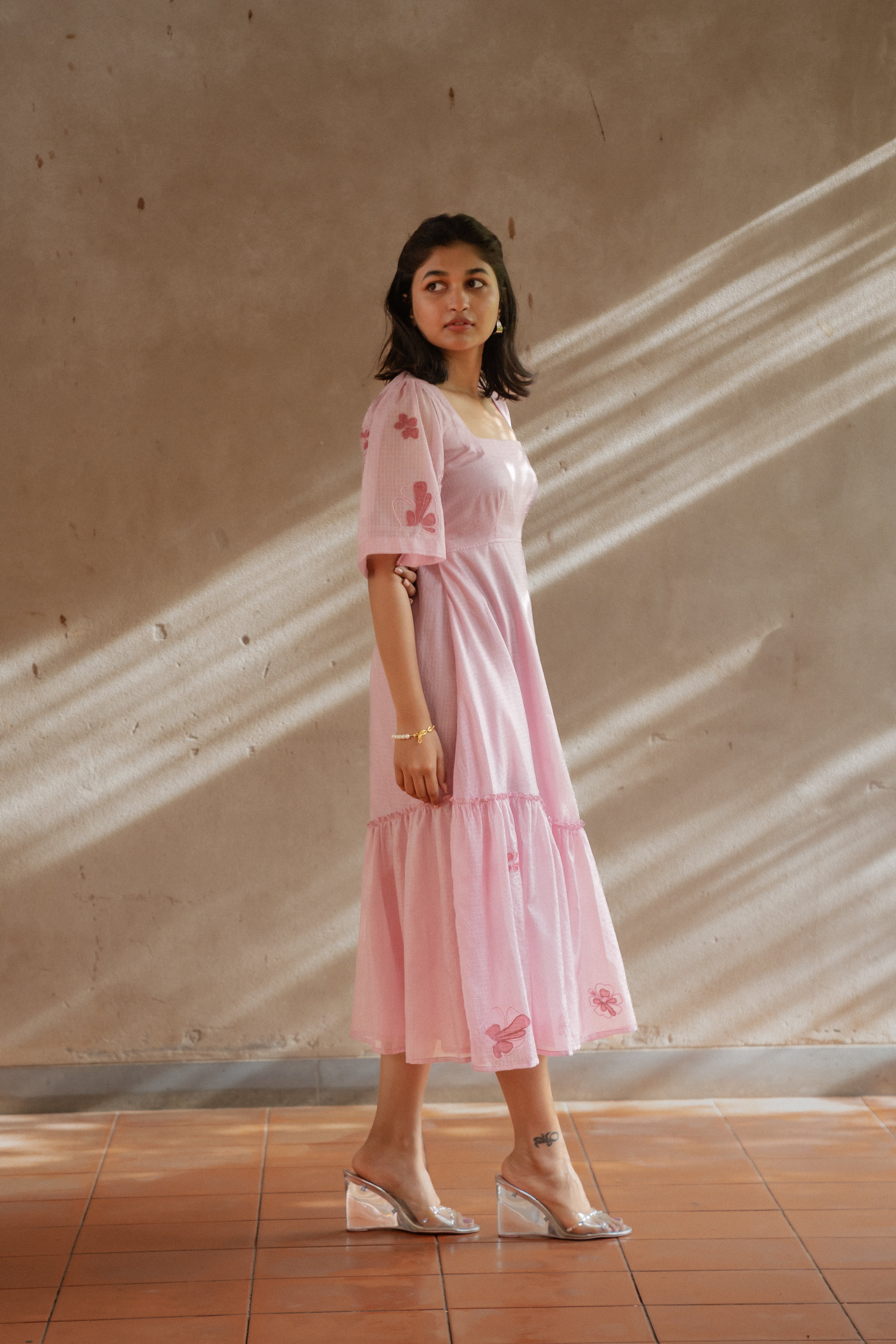 mauve pink dress Mauve Pink Dress – Studio Bustle